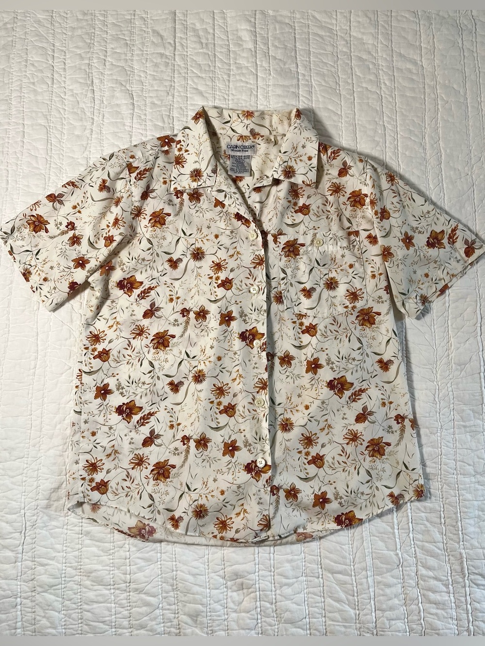 Cabin Creek 90s Cream Short-Sleeve Button-Up Shirt with Rust Floral Print
